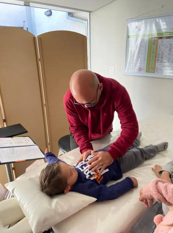 Clínica de Microfisioterapia para Crianças