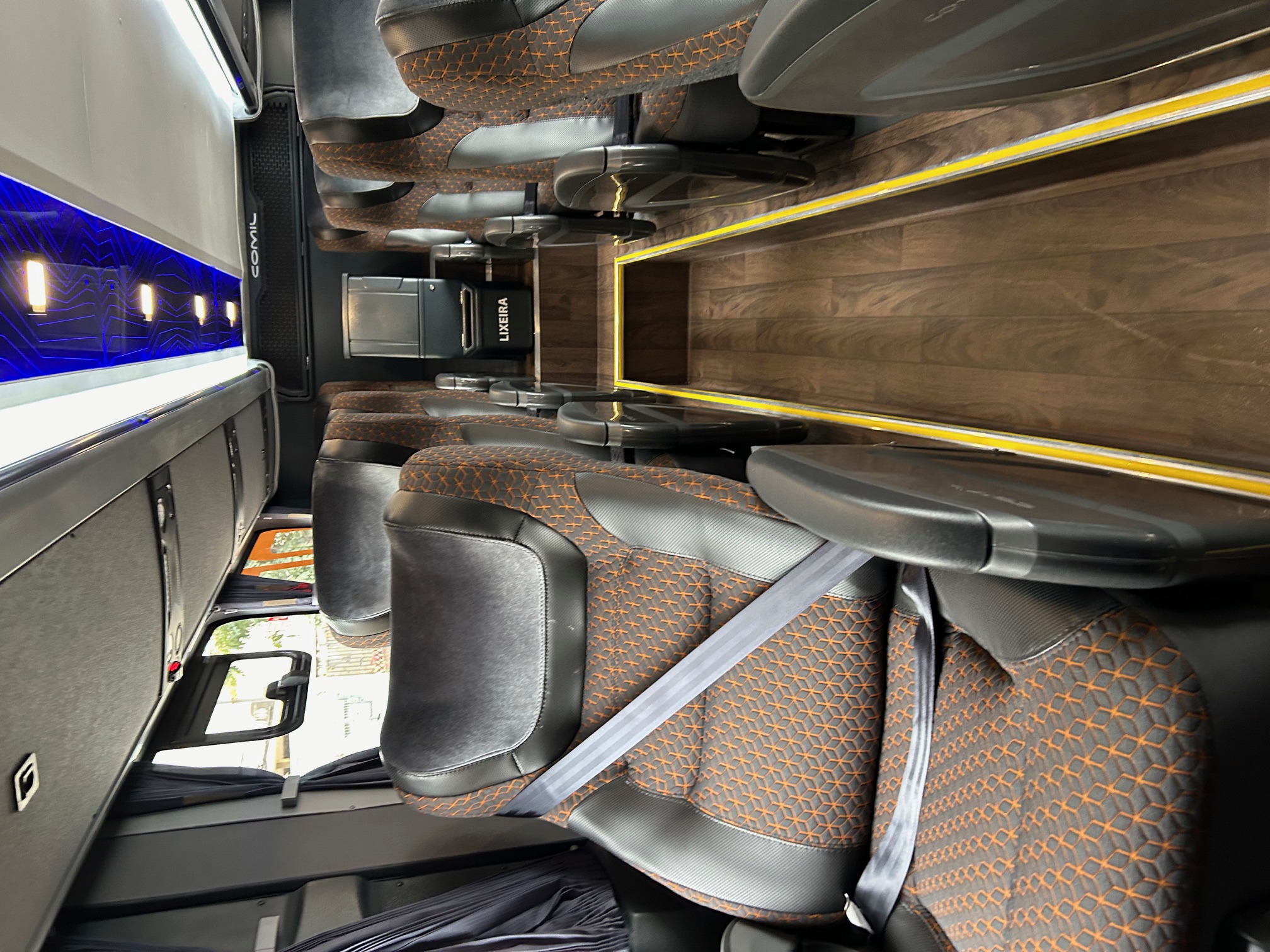 Interior 3